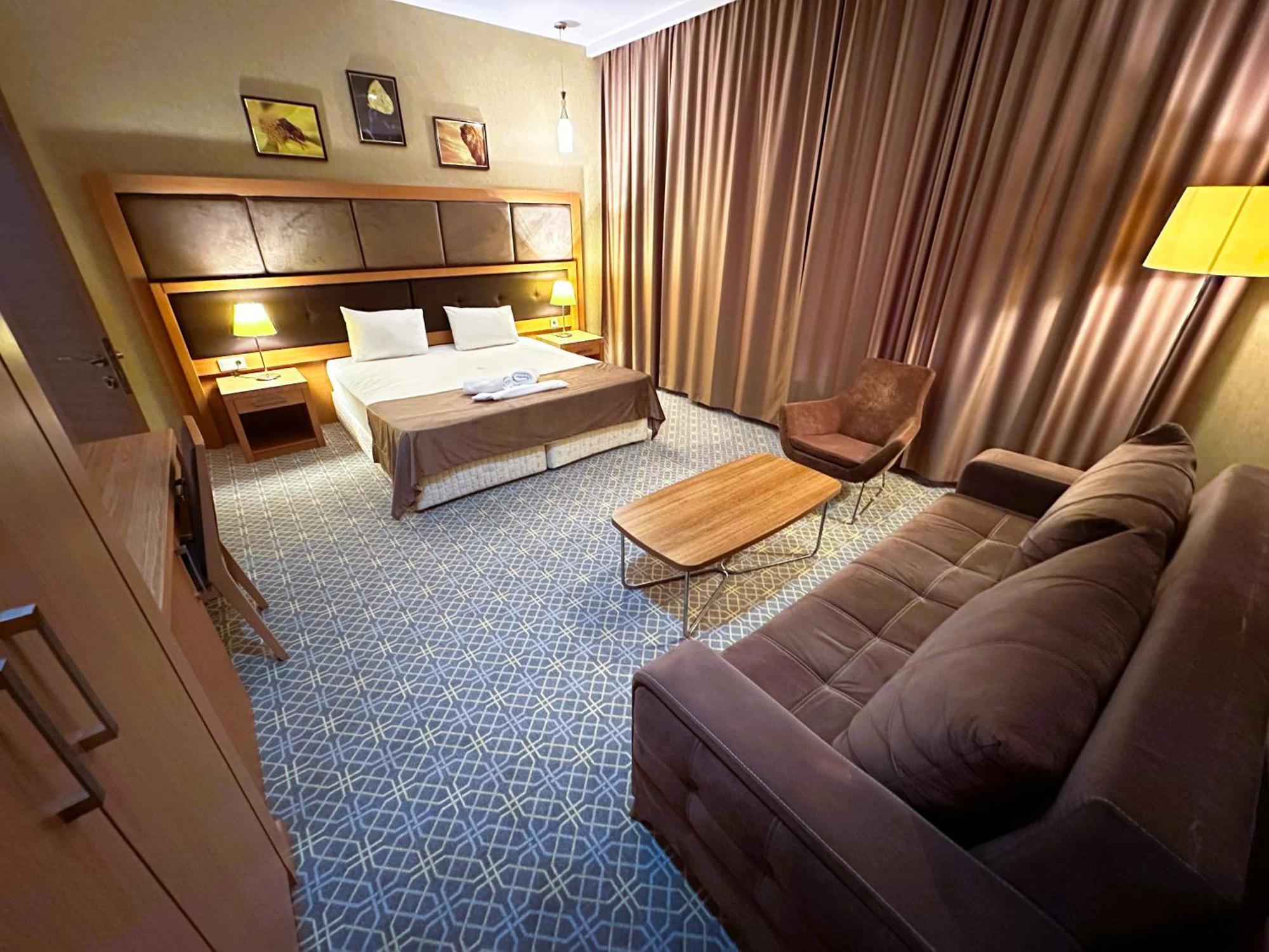 Gm City Hotel Baku Bagian luar foto