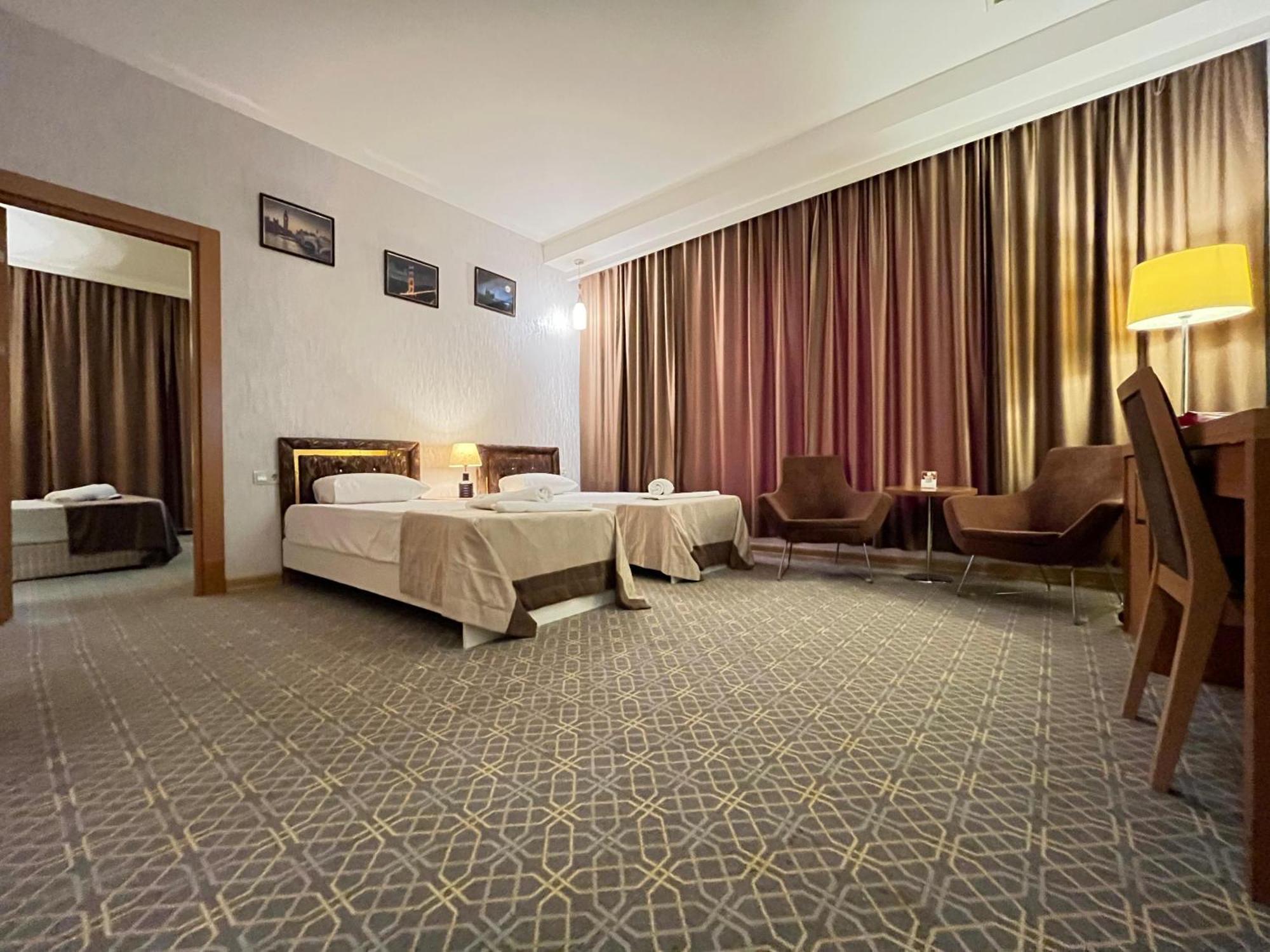 Gm City Hotel Baku Ruang foto