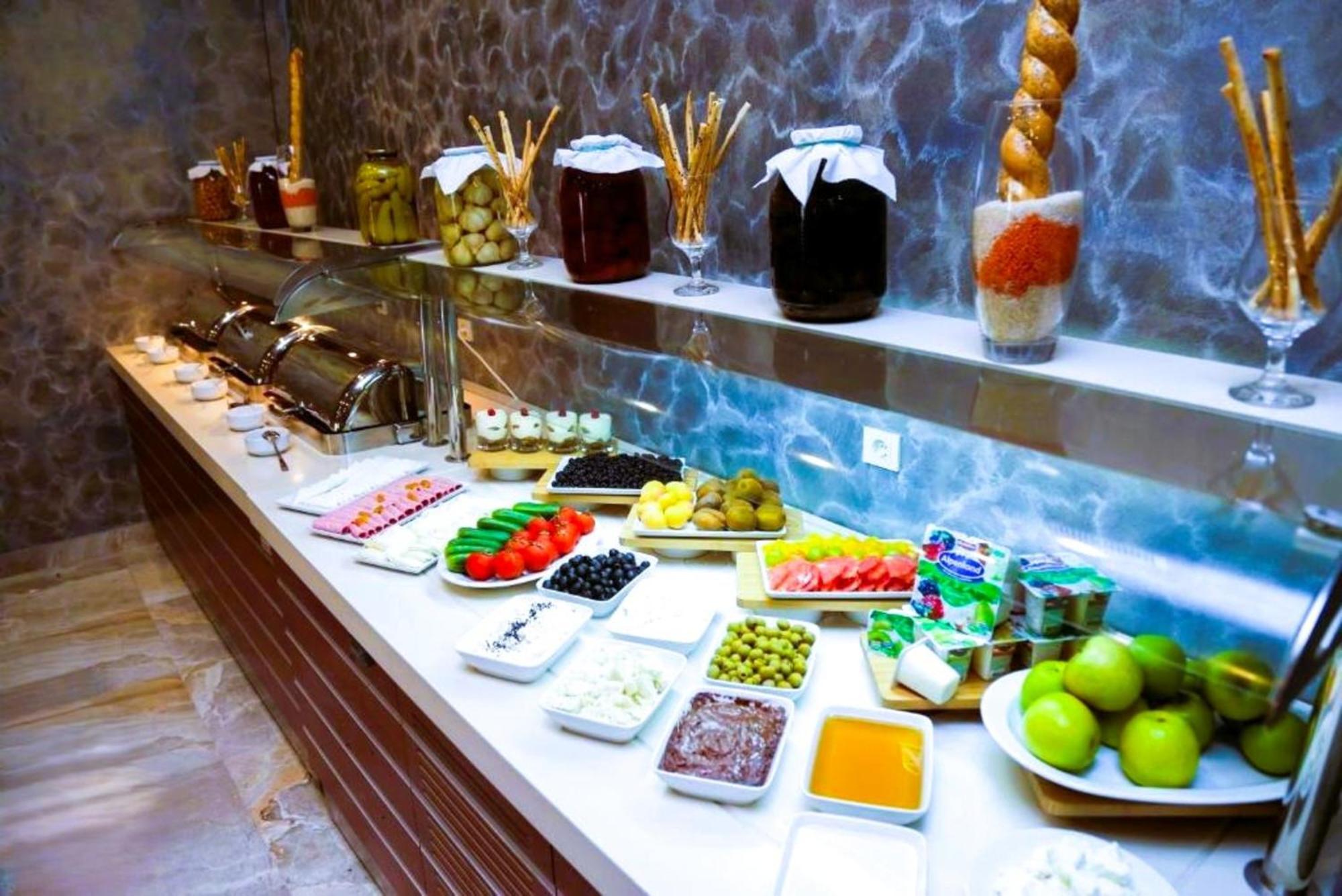 Gm City Hotel Baku Bagian luar foto