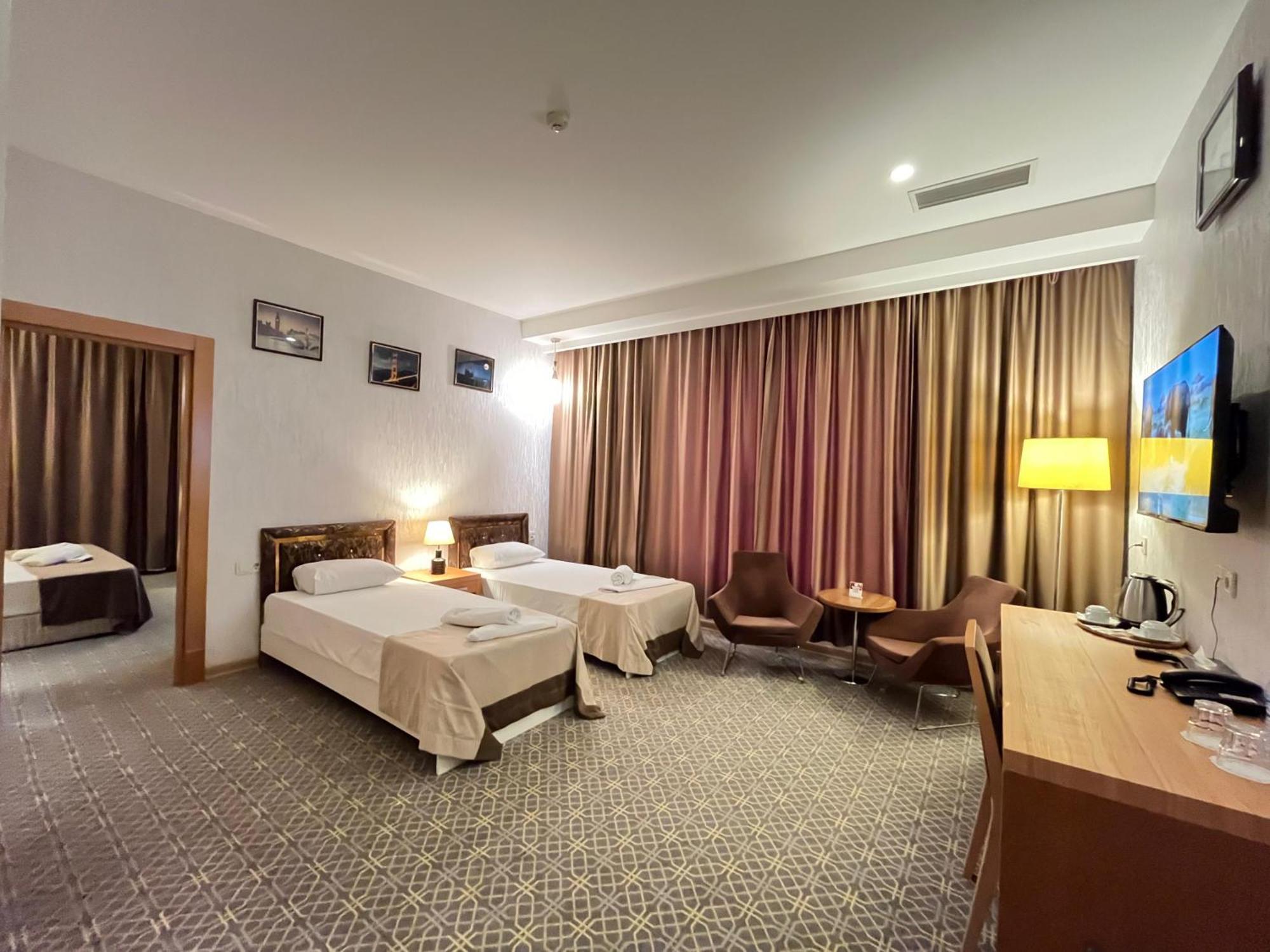 Gm City Hotel Baku Bagian luar foto