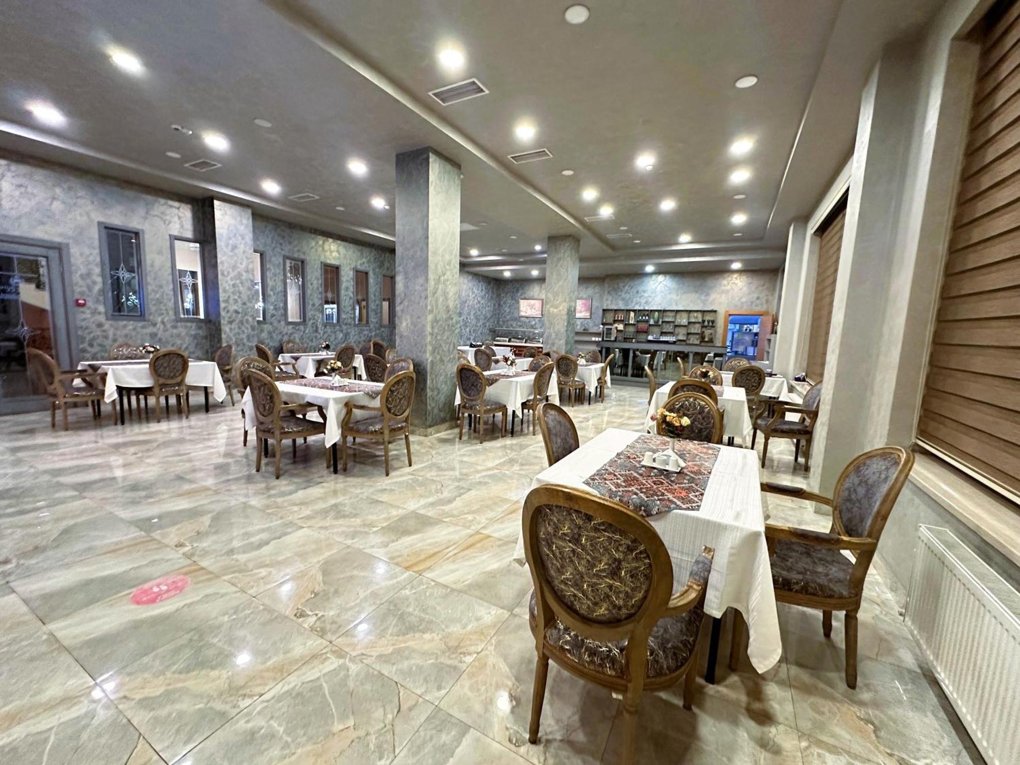 Gm City Hotel Baku Bagian luar foto