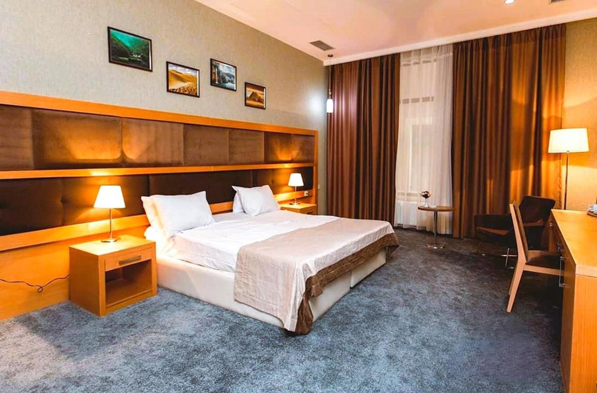 Gm City Hotel Baku Bagian luar foto