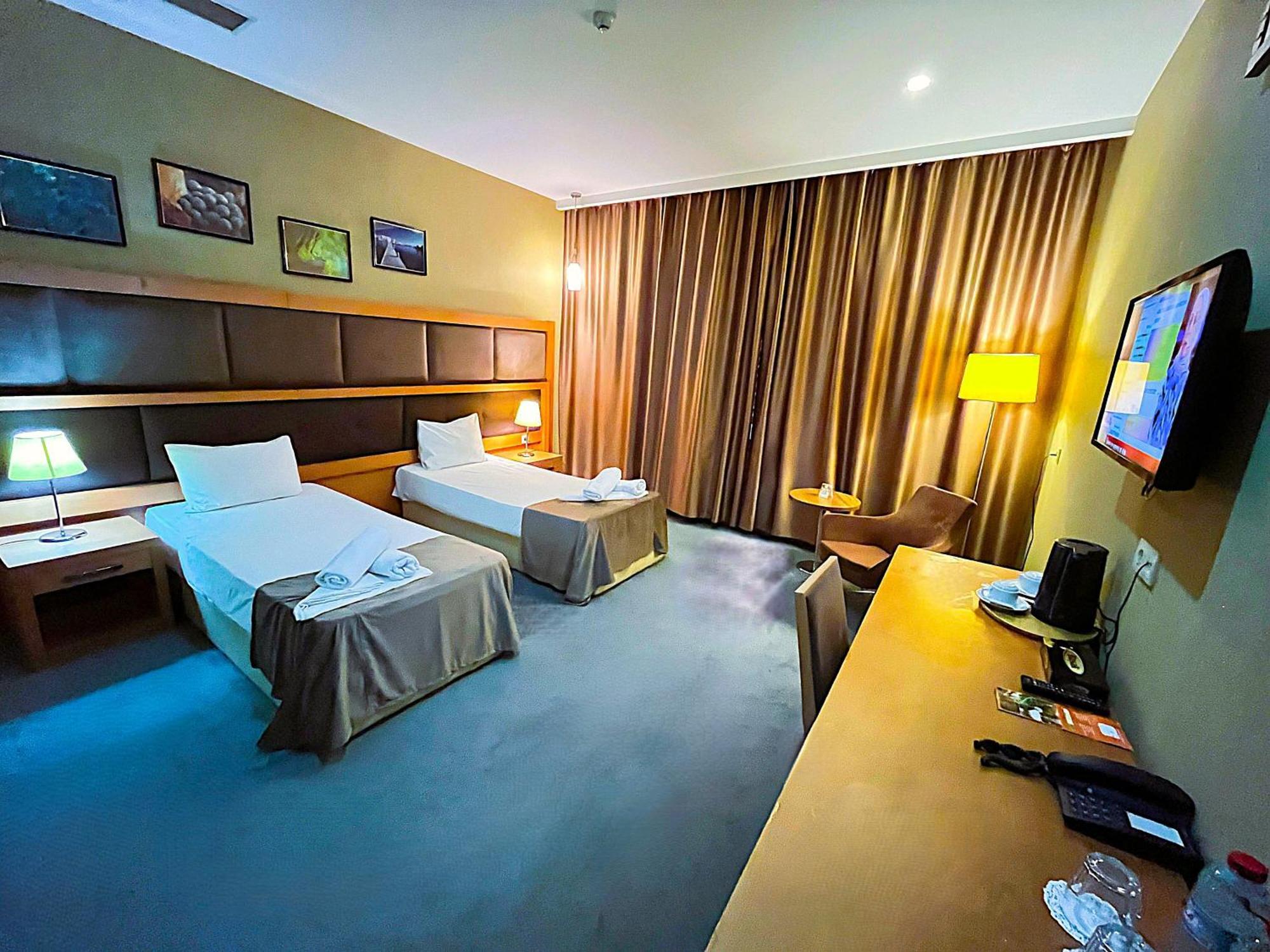 Gm City Hotel Baku Ruang foto