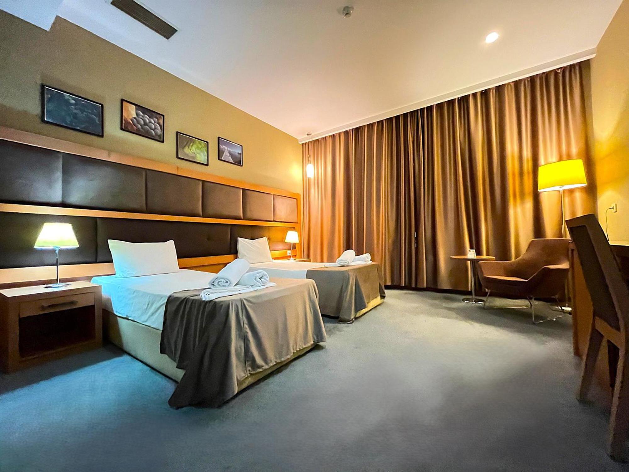 Gm City Hotel Baku Ruang foto